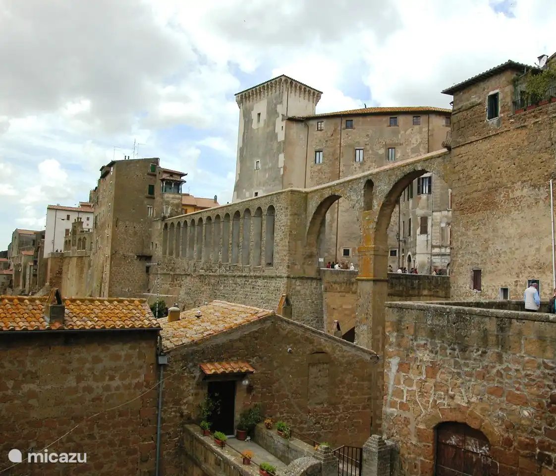 Pitigliano, een half uur van hier