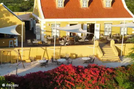 Klein Santa Martha, Restaurant