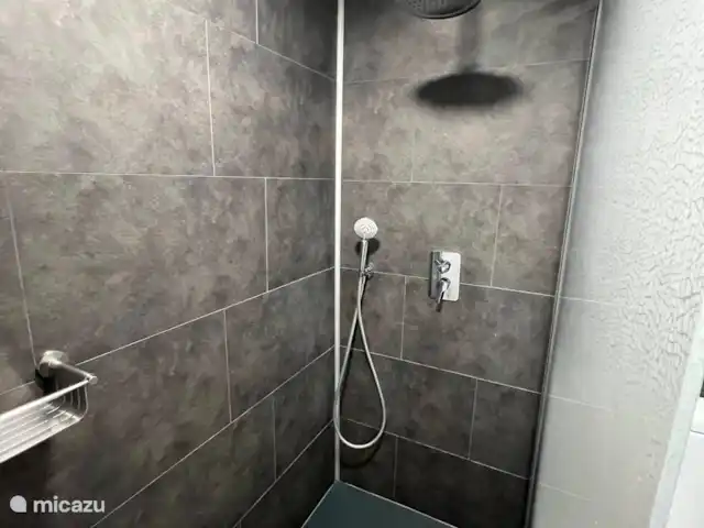 Enjoyerke | Belgique, Ardennes, Heure - chalet Salle de Bains
