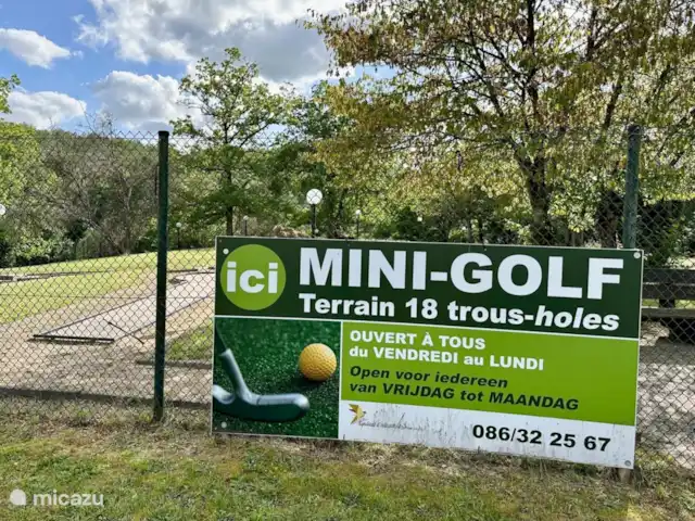 Enjoyerke | Belgique, Ardennes, Heure - chalet Mini-golf