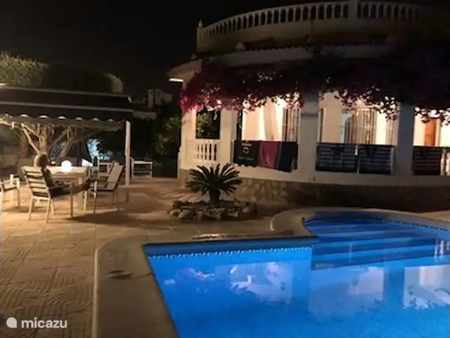 casa del mar en España, Costa Blanca, Ciudad Quesada - villa barbacoa y sala de estar separada