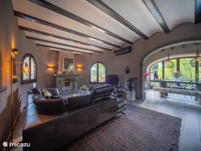 La Casa Roja Benissa huren in Spanje, Costa Blanca, Benissa - villa Totaalplaatje van de huiskamer en serre