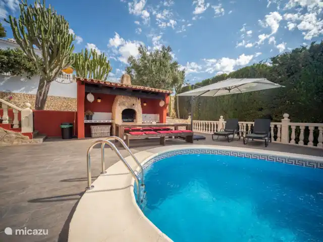 La Casa Roja Benissa huren in Spanje, Costa Blanca, Benissa - villa Heerlijke tuin met het mooie zwembad