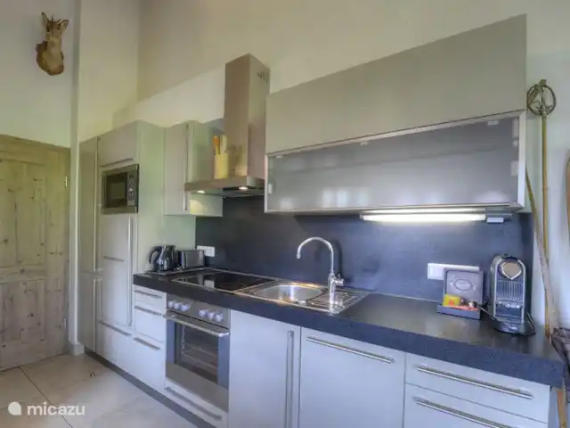Resort de montaña Kaprun TopE20 en Austria, Salzburgo, Kaprun - apartamento ¡La alta calidad de los muebles y equipos garantiza el máximo disfrute!
