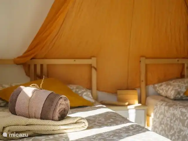 Leontine's Lodge in Sardinië huren in Italië, Sardinië, San Pantaleo - bungalow Uitgebreid linnenpakket voor bed, bad en keuken wordt verstrekt.