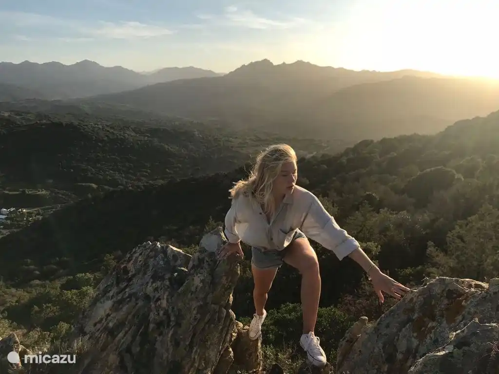 Kletterpartys auf unserem eigenen 3 Hektar großen Felsgelände