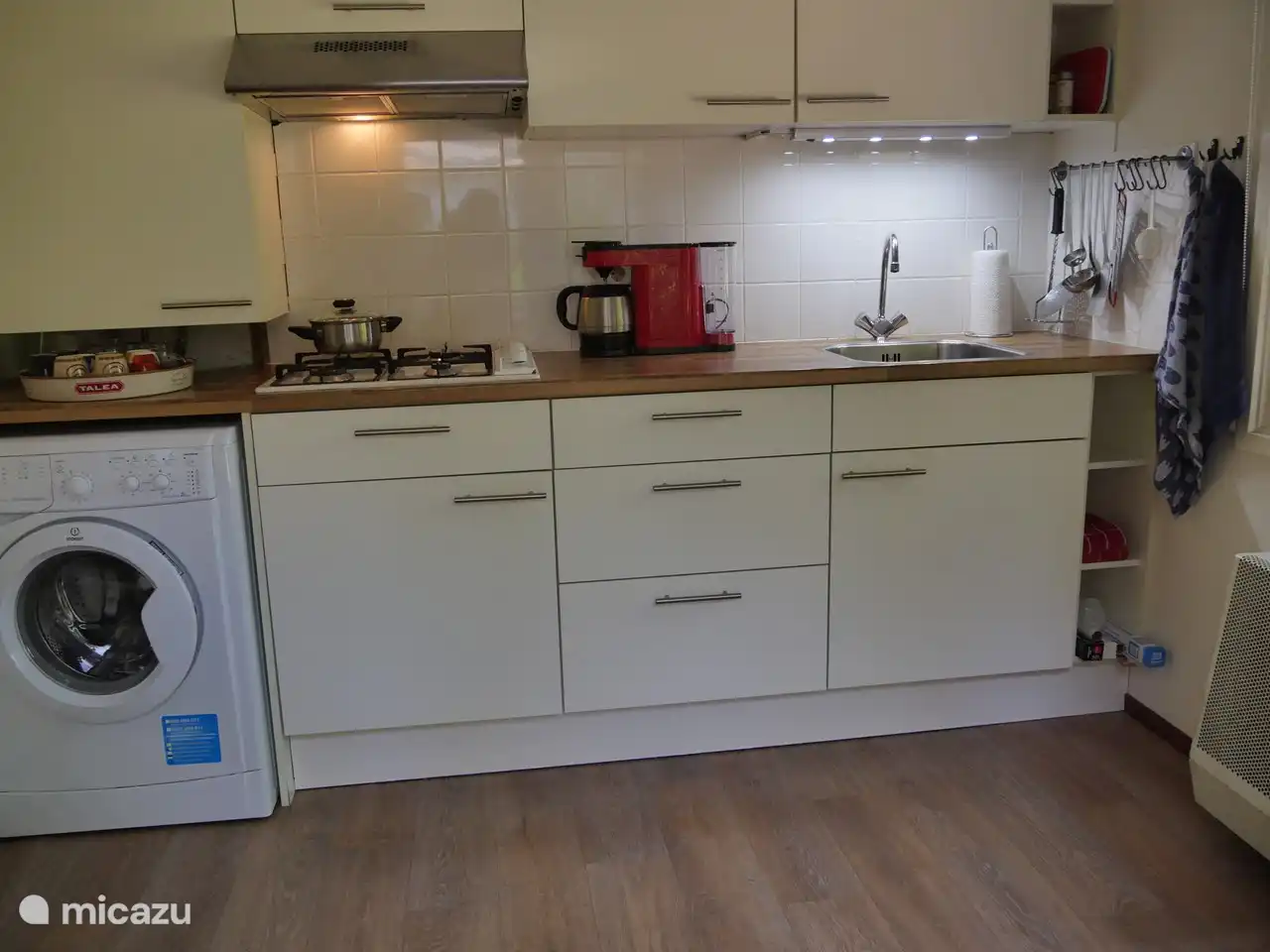 Kitchen with washing machine