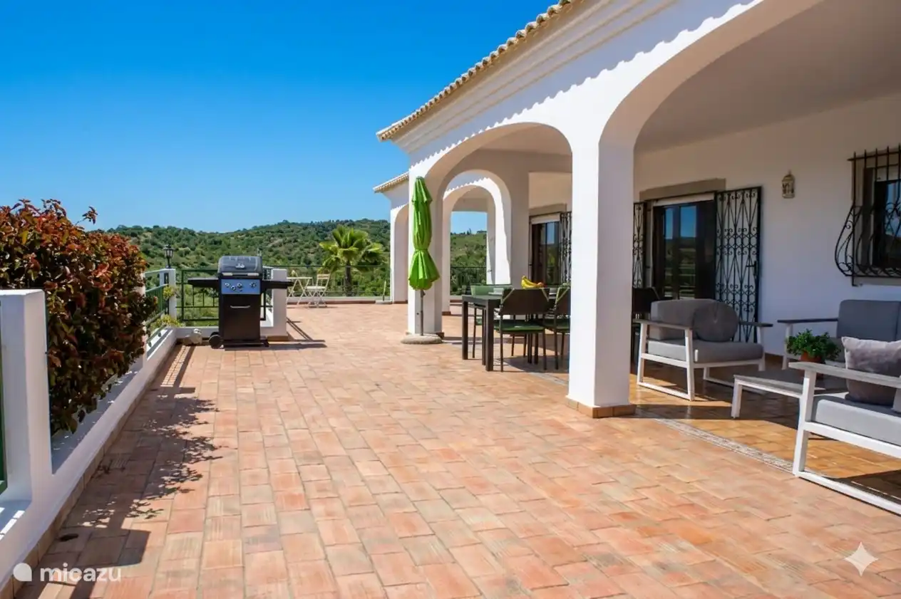 Terrassen-BBQ-Bereich