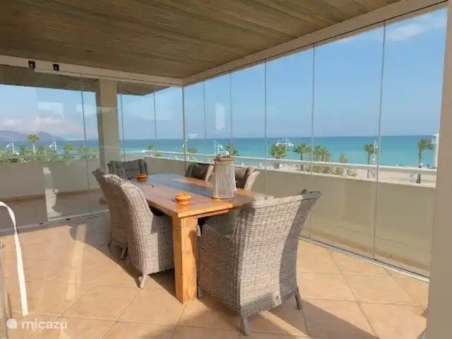 Finalbir en España, Costa Blanca, Albir - apartamento Conservatorio de apertura y cierre completo con mesa de comedor