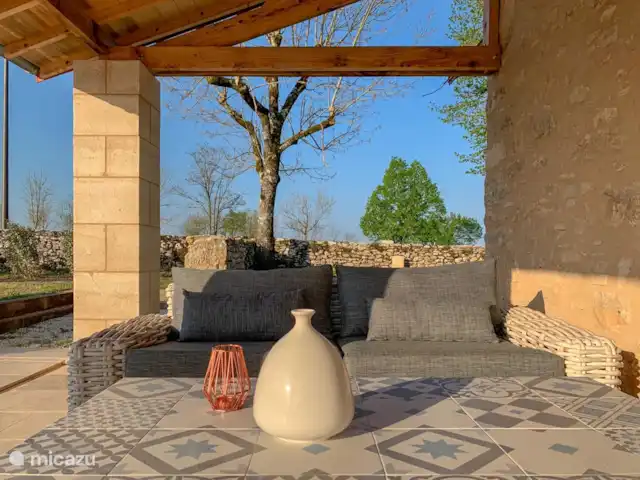 Couzame | France, Lot, Couzou - maison de vacances terrasse couverte
