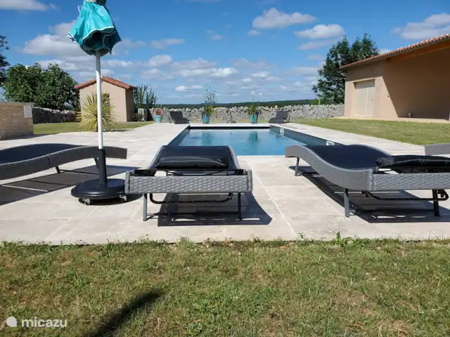 Couzame | France, Lot, Couzou - maison de vacances La piscine