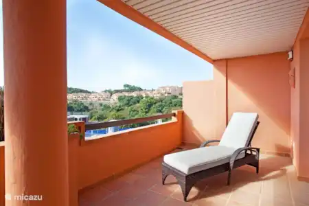Vakantiehuis Spanje, Andalusië, Ojén appartement Appartement met ruim terras Terras