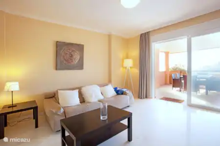 Vakantiehuis Spanje, Andalusië, Ojén appartement Appartement met ruim terras Woonkamer