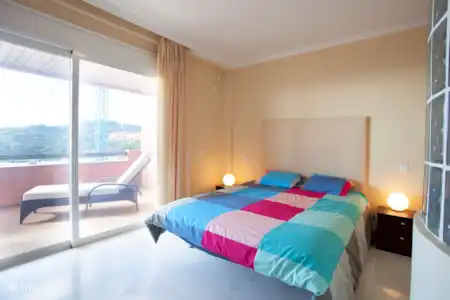 Vakantiehuis Spanje, Andalusië, Ojén appartement Appartement met ruim terras Slaapkamer