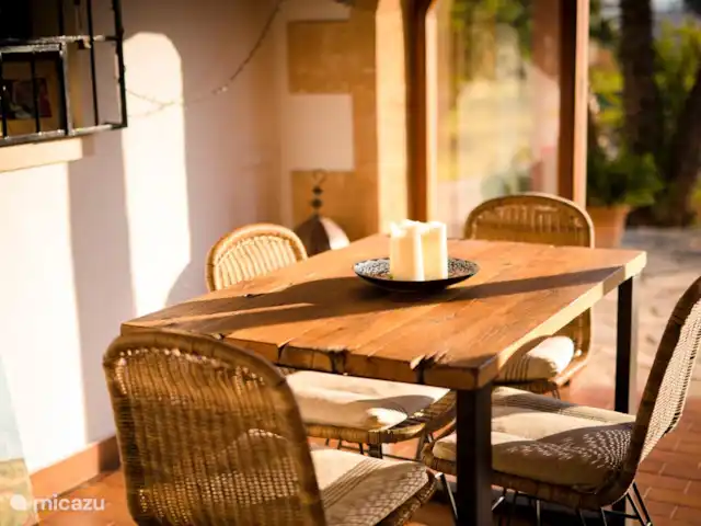 Casa Japara 'Long views' & Privacy | Espagne, Costa Blanca, Jávea - villa Table à manger naya, qui peut être combinée avec la table à manger du salon et puis il y a de la place pour 8 personnes.