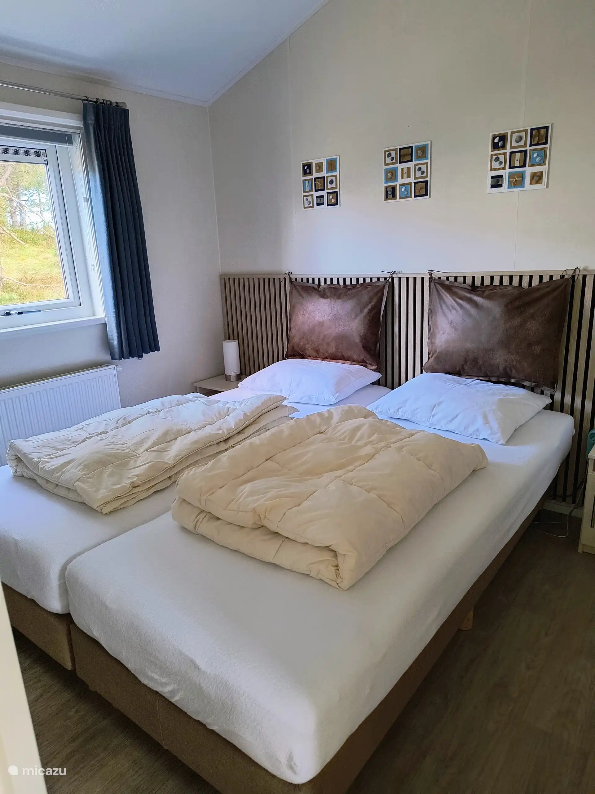 Schlafzimmer 1