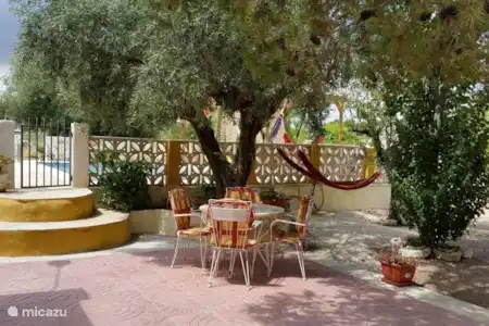 Vakantiehuis Spanje, Costa Blanca, La Romana finca La Sonrisa 1 van de terassen