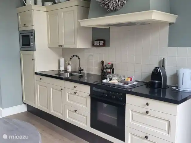 appartement huren in Nederland, Limburg, Mechelen – Studio Tweij & Vitsig keuken