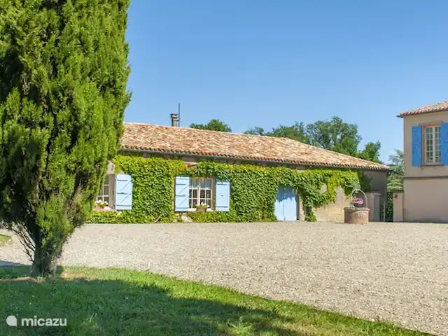 casa rural / cabaña en Francia, Tarn-et-Garonne, Vigueron – Escudes casa rural Woodenshoe Enlaces Gite woodenshoe