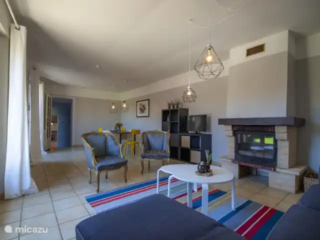 casa rural / cabaña en Francia, Tarn-et-Garonne, Vigueron – Escudes casa rural Woodenshoe cena viva