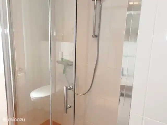 Casa Bettenfeld en Alemania, Eifel, Bettenfeld - casa vacacional baño