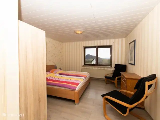 Casa Bettenfeld en Alemania, Eifel, Bettenfeld - casa vacacional dormitorio planta baja