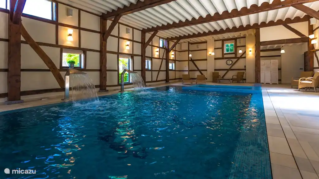 indoor zwembad prive