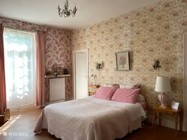 Moulin du Merle, moulin à eau français | France, Nièvre, Saint-Germain-des-Bois - maison de vacances Les roses
