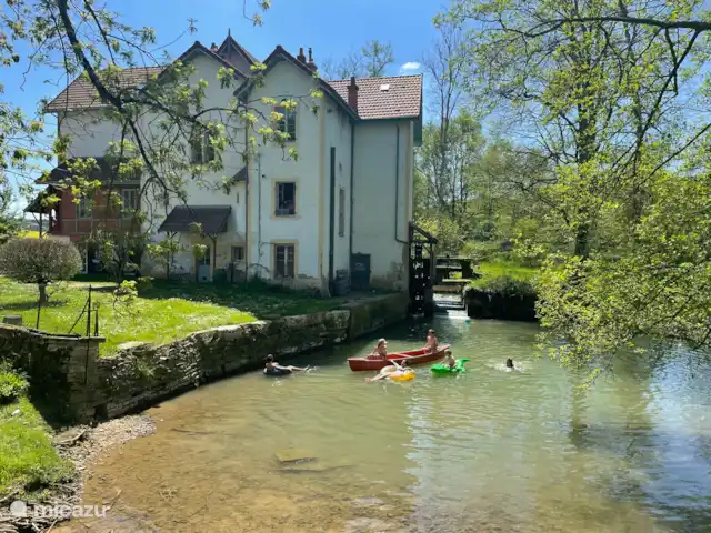 Moulin du Merle, moulin à eau français | France, Nièvre, Saint-Germain-des-Bois - maison de vacances