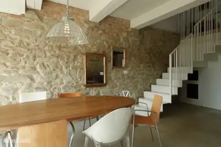 Vakantiehuis Italië, Marche, Urbania vakantiehuis Villa Lasdrilla Eettafel