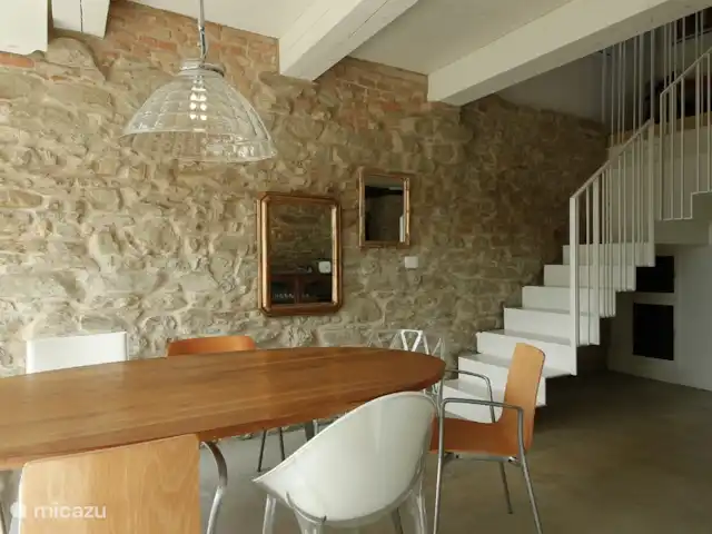 Villa Lasdrilla en Italia, Marche, Urbania - casa vacacional Mesa del comedor
