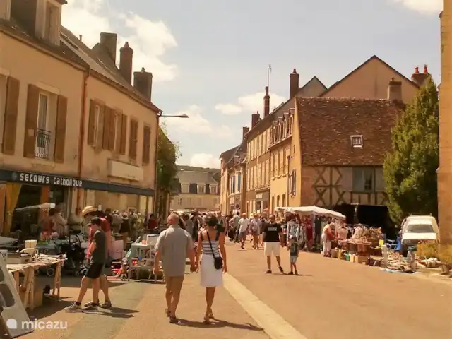 Maison de vacances Saint-Franchy La Montée | France, Nièvre, Saint-Franchy - maison de vacances Chaque semaine il y a un marché aux puces quelque part
