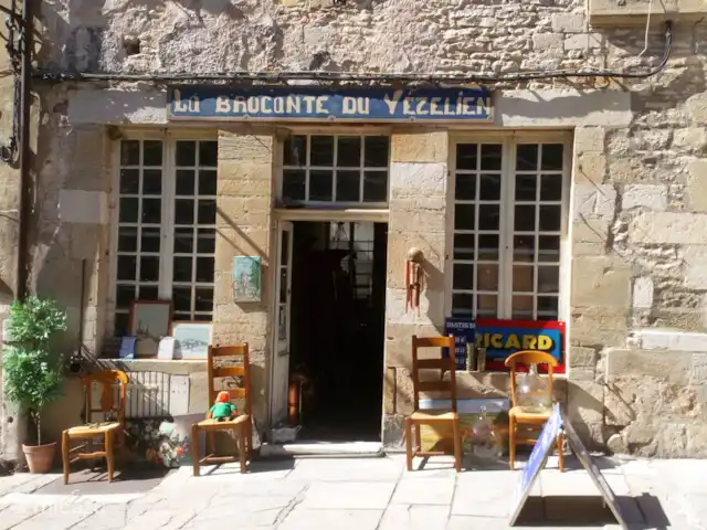 Maison de vacances Saint-Franchy La Montée | France, Nièvre, Saint-Franchy - maison de vacances Une visite à Vézelay, l'un des points de départ du chemin de Saint Jacques de Compostelle