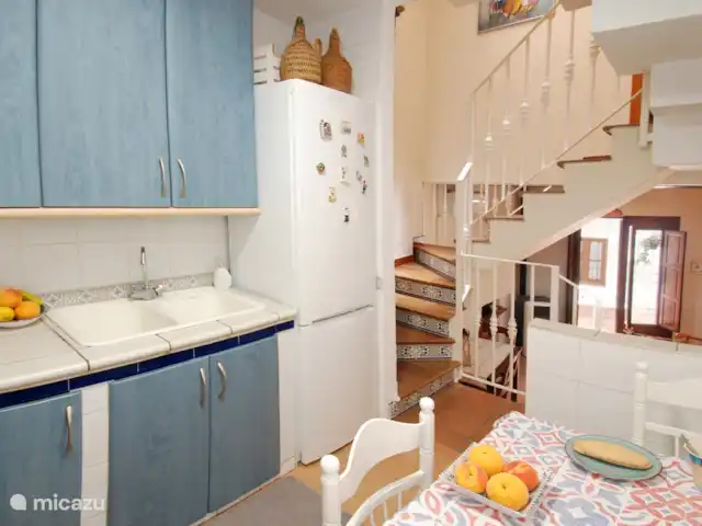 Location de Vacances Espagne, Costa del Sol, Comares, maison de vacances - Casa Bonita. Princes et princesses de cuisine, allez-y. (Mais n’oubliez pas qu’il y a de bons restaurants typiques à distance de marche - utilisez vos bons !)