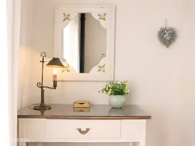 Location de Vacances Espagne, Costa del Sol, Comares, maison de vacances - Casa Bonita. Si vous avez besoin d’un bureau, vous le trouverez ici dans notre chambre principale.