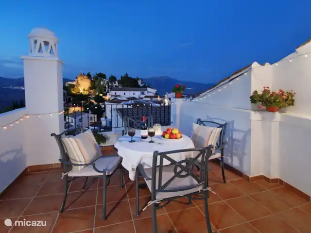 Location de Vacances Espagne, Costa del Sol, Comares, maison de vacances - Casa Bonita. Et terminer la journée ici le soir avec cette vue est vraiment fantastique.