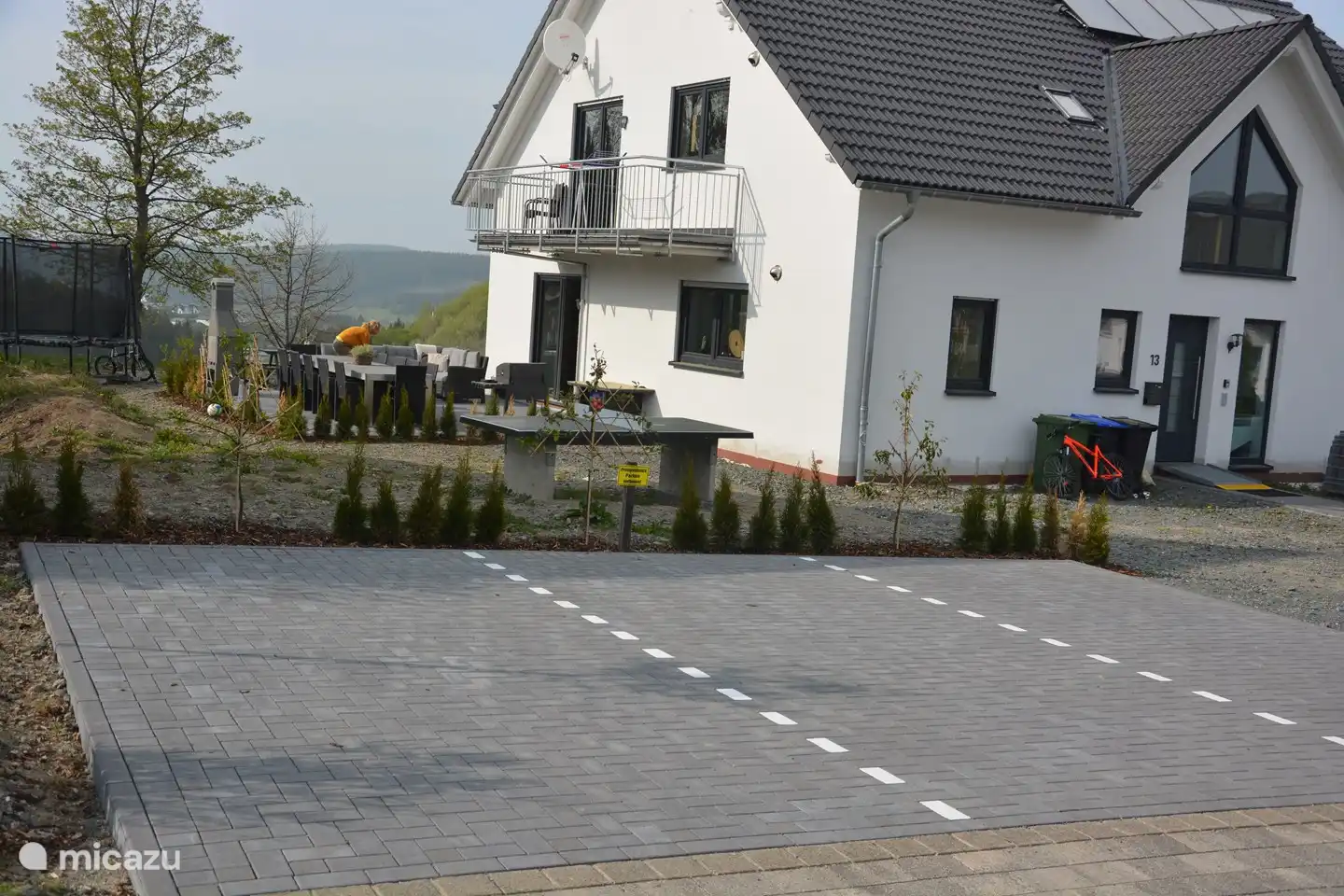 Plenty of free parking