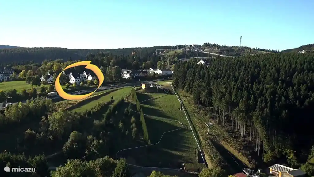 Winterberg also has a lot to offer in the summer! The summer toboggan run can be seen from the living room.