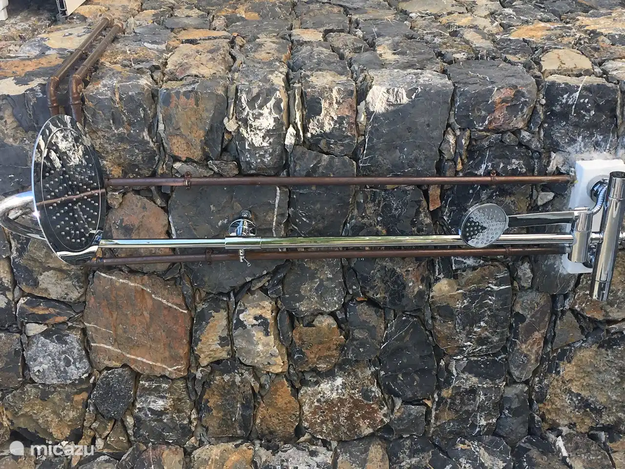 Außendusche auf der Terrasse