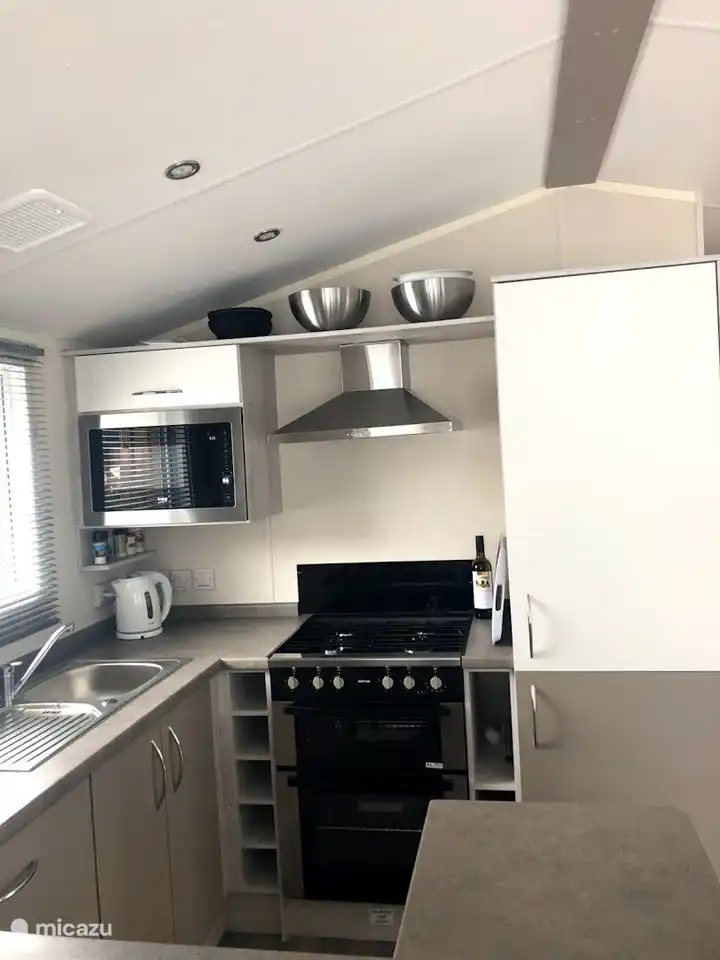 Küche, Backofen. Mikrowelle