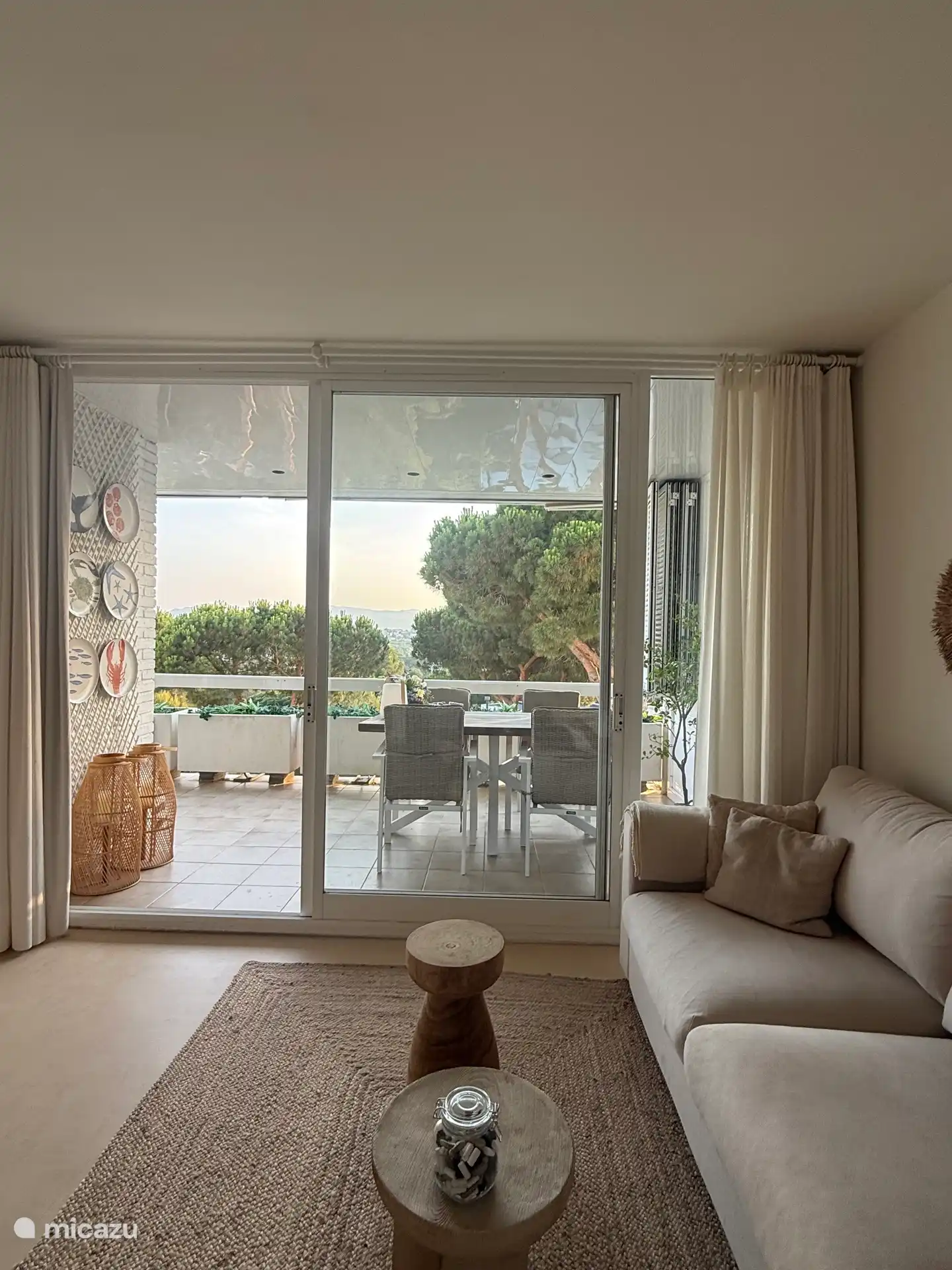 Blick aus dem Wohnzimmer