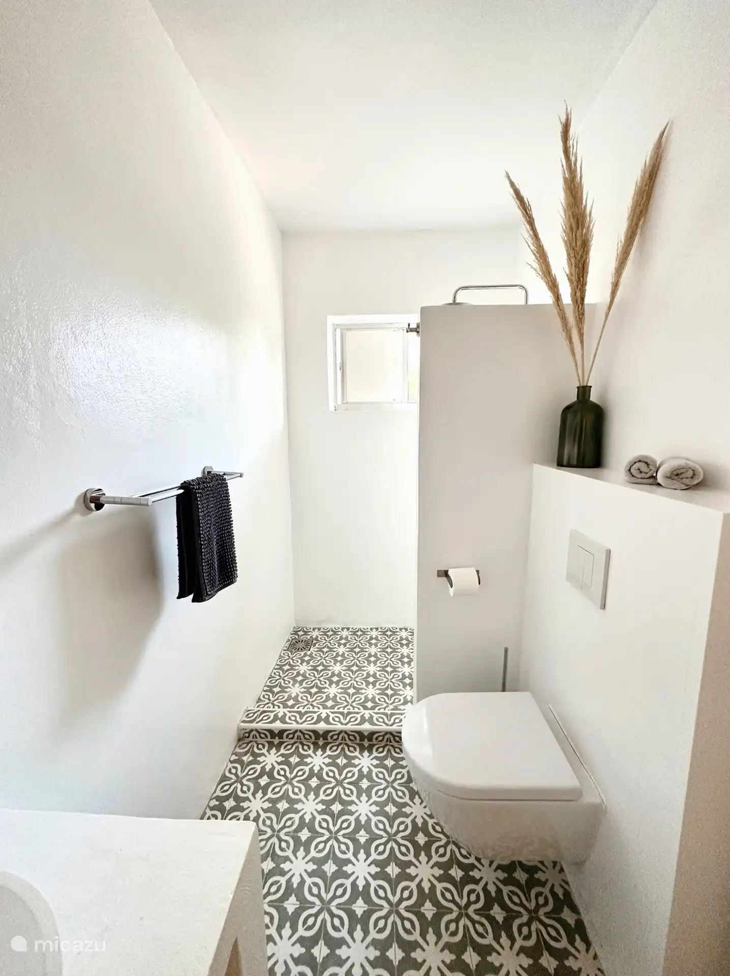 Das Badezimmer der Wohnung