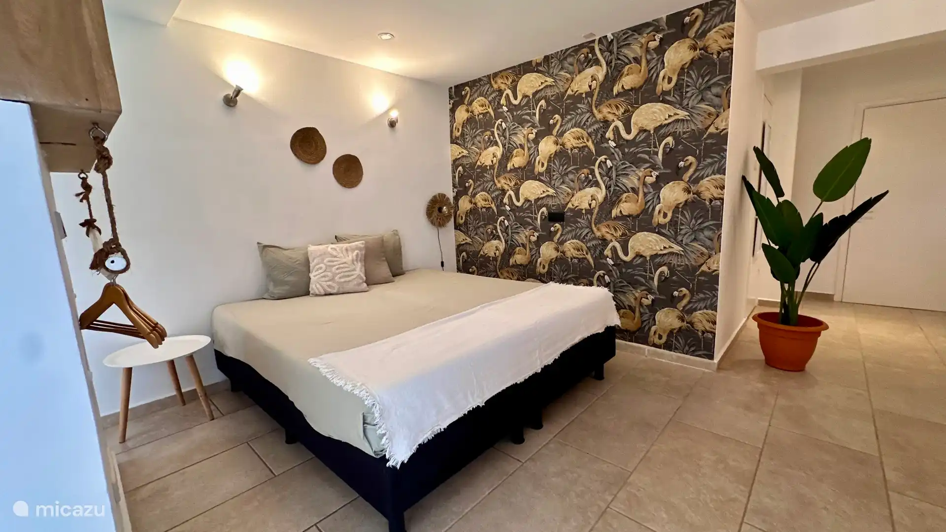 Salon avec lit double