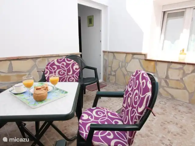 vivienda urbana en España, Andalucía, Cómpeta – casa carmen patio con parrilla