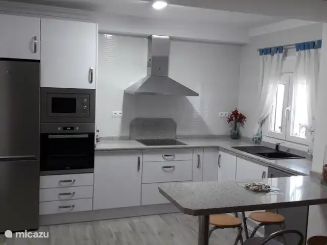 vivienda urbana en España, Andalucía, Cómpeta – casa carmen cocina moderna totalmente equipada