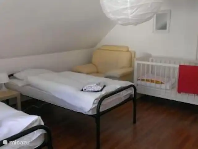 Arbre des Roses | France, Hautes-Alpes, Manteyer - chalet chambre 1 premier étage