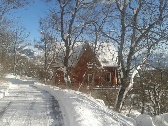 Arbre des Roses | France, Hautes-Alpes, Manteyer - chalet en hiver