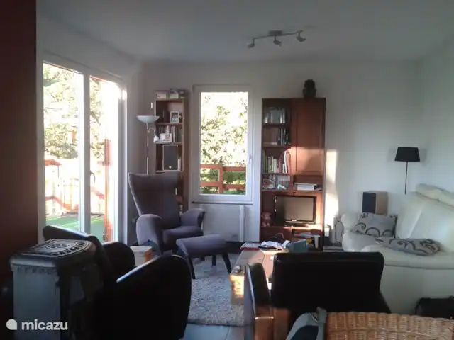 Arbre des Roses | France, Hautes-Alpes, Manteyer - chalet le salon
