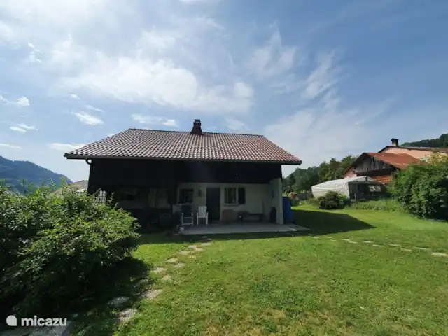 Alta Vista en Francia, Alta Saboya, Chevenoz - casa vacacional casa delantera