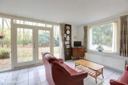 Vakantiehuis Nederland, Drenthe, Meppen bungalow Huisdiervriendelijk Vakantiehuis Zitkamer met fraai uitzicht